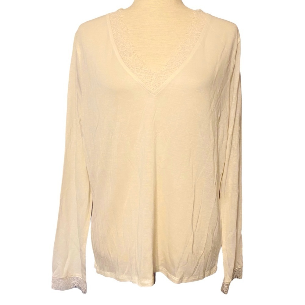 Express‎ ivory/cream long sleeve top lace trim NWT size large